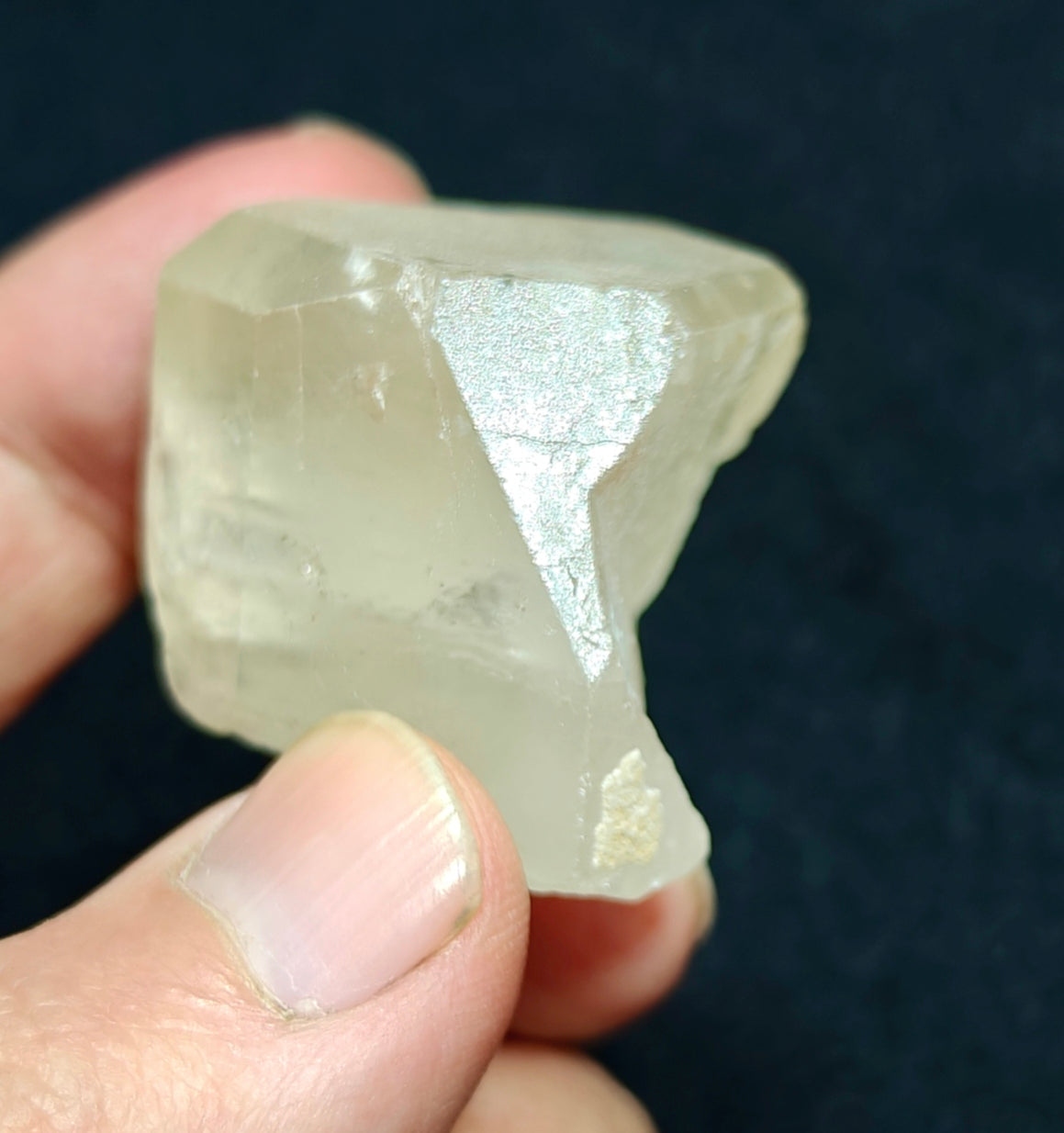Single beautiful Terminated Topaz crystal 64 grams