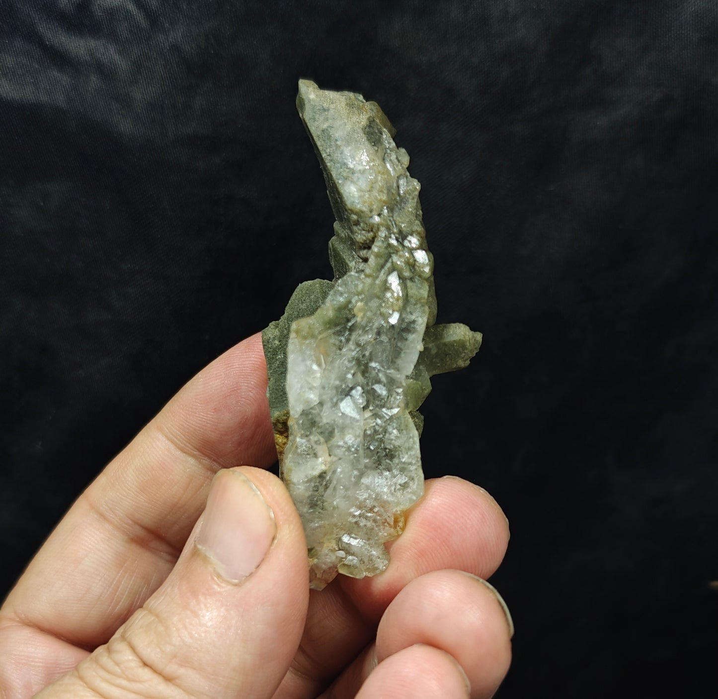 Chlorite Quartz specimen 51 grams