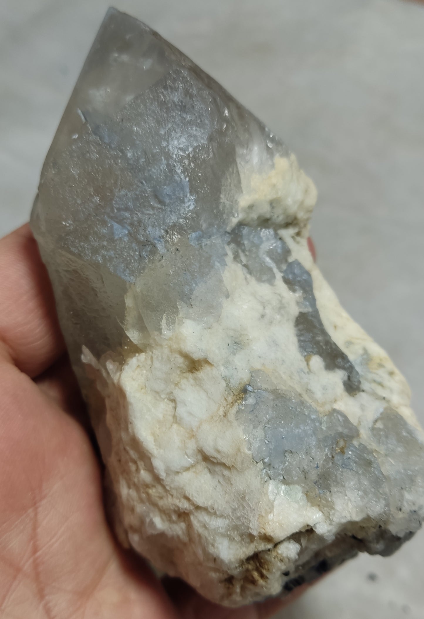 Natural Terminated Quartz Crystal with Blue Indicolite Hues 436 grams