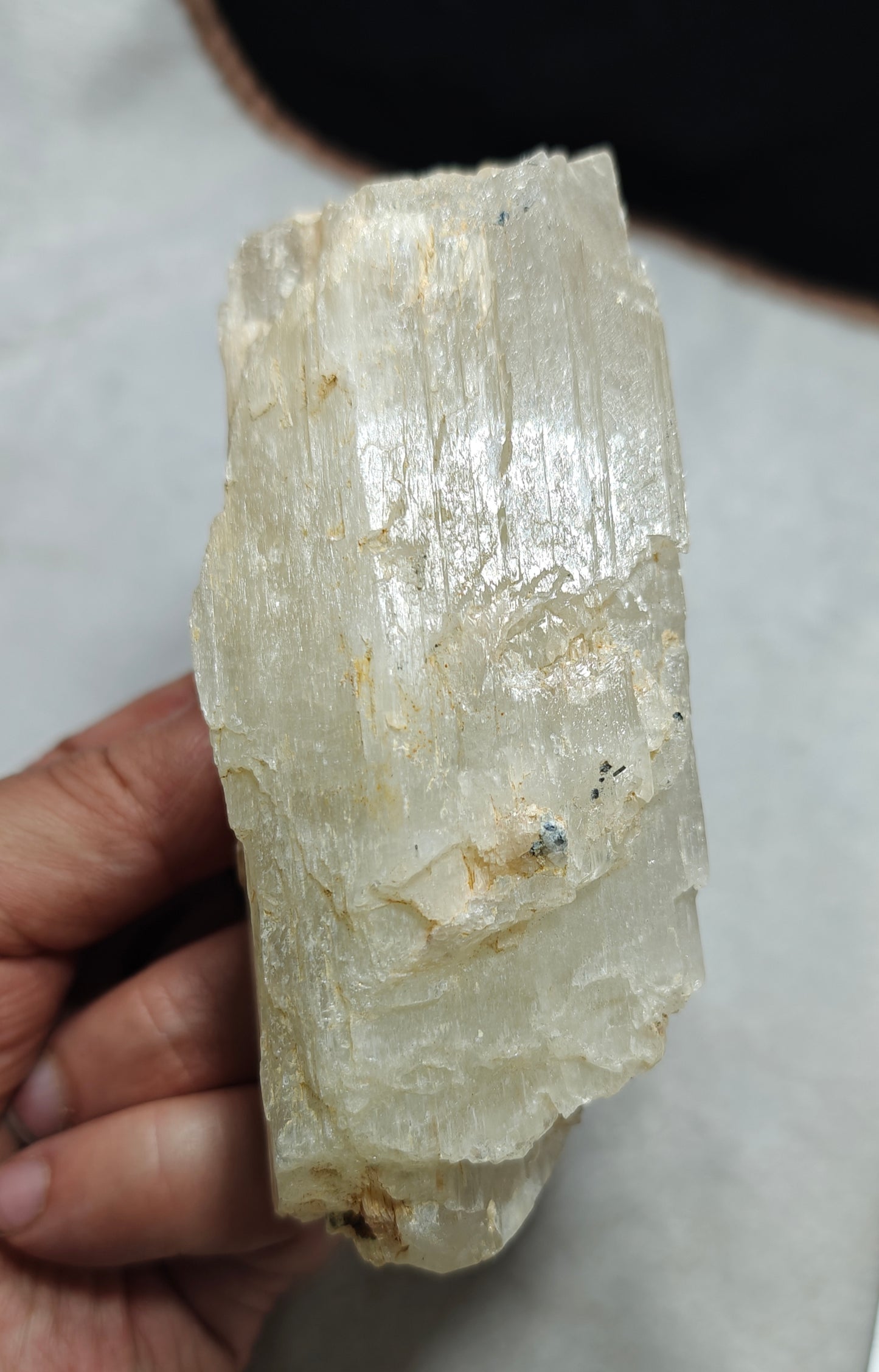 Natural spodumene crystal 548 grams