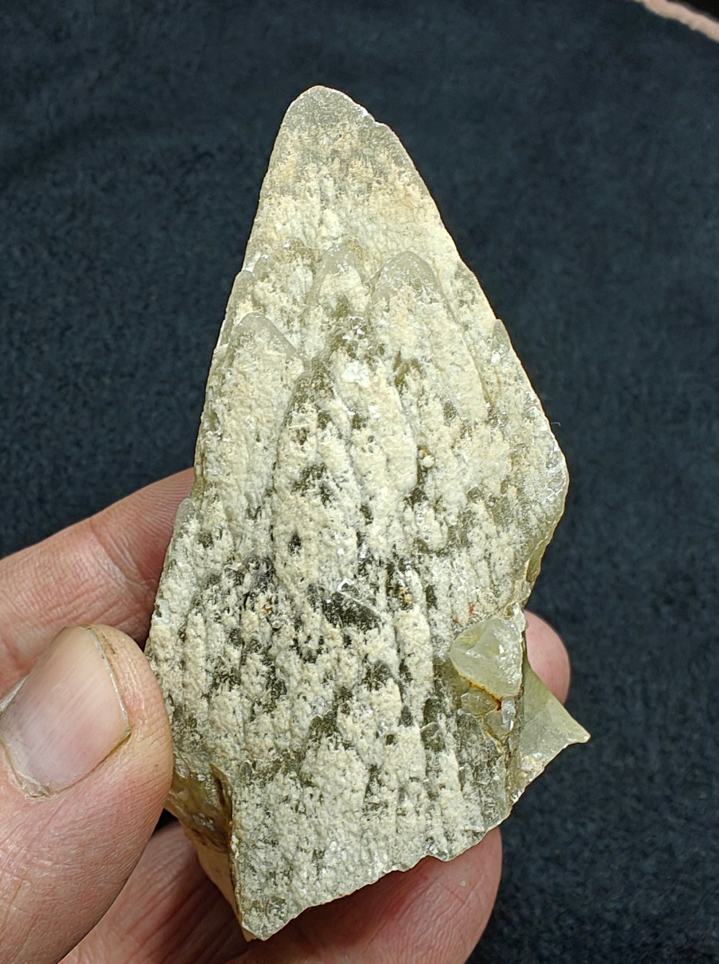 Single beautiful Dogteeth calcite crystal with beautiful terminations 147 grams