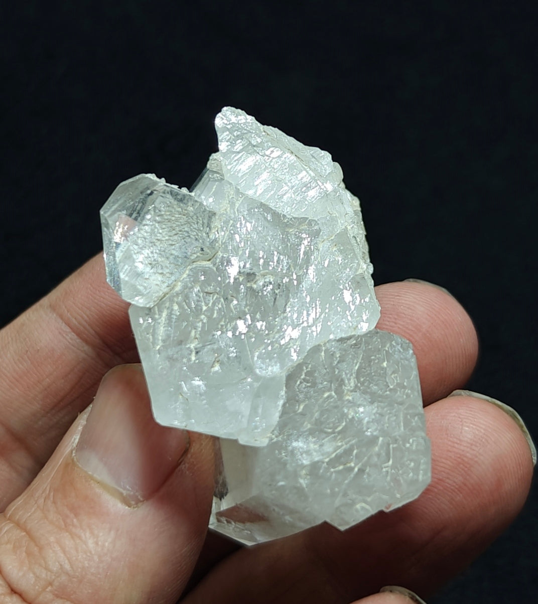 Twin terminated Quartz Crystals interconnected 76 grams