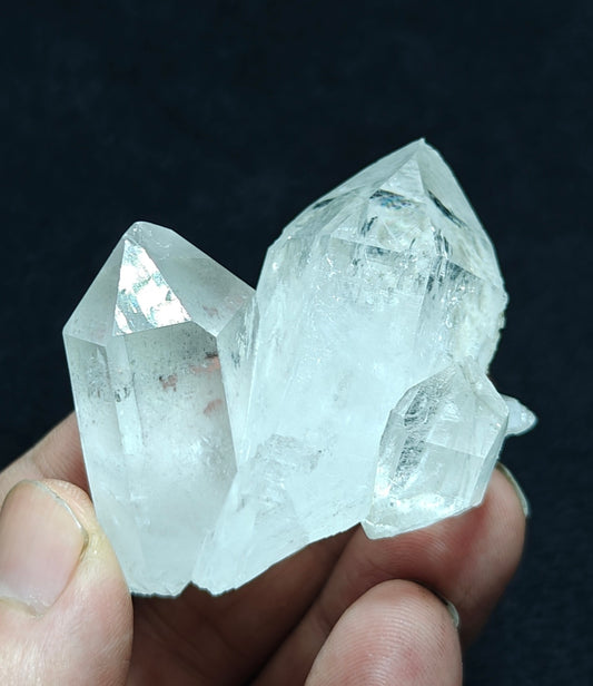 Twin terminated Quartz Crystals interconnected 76 grams