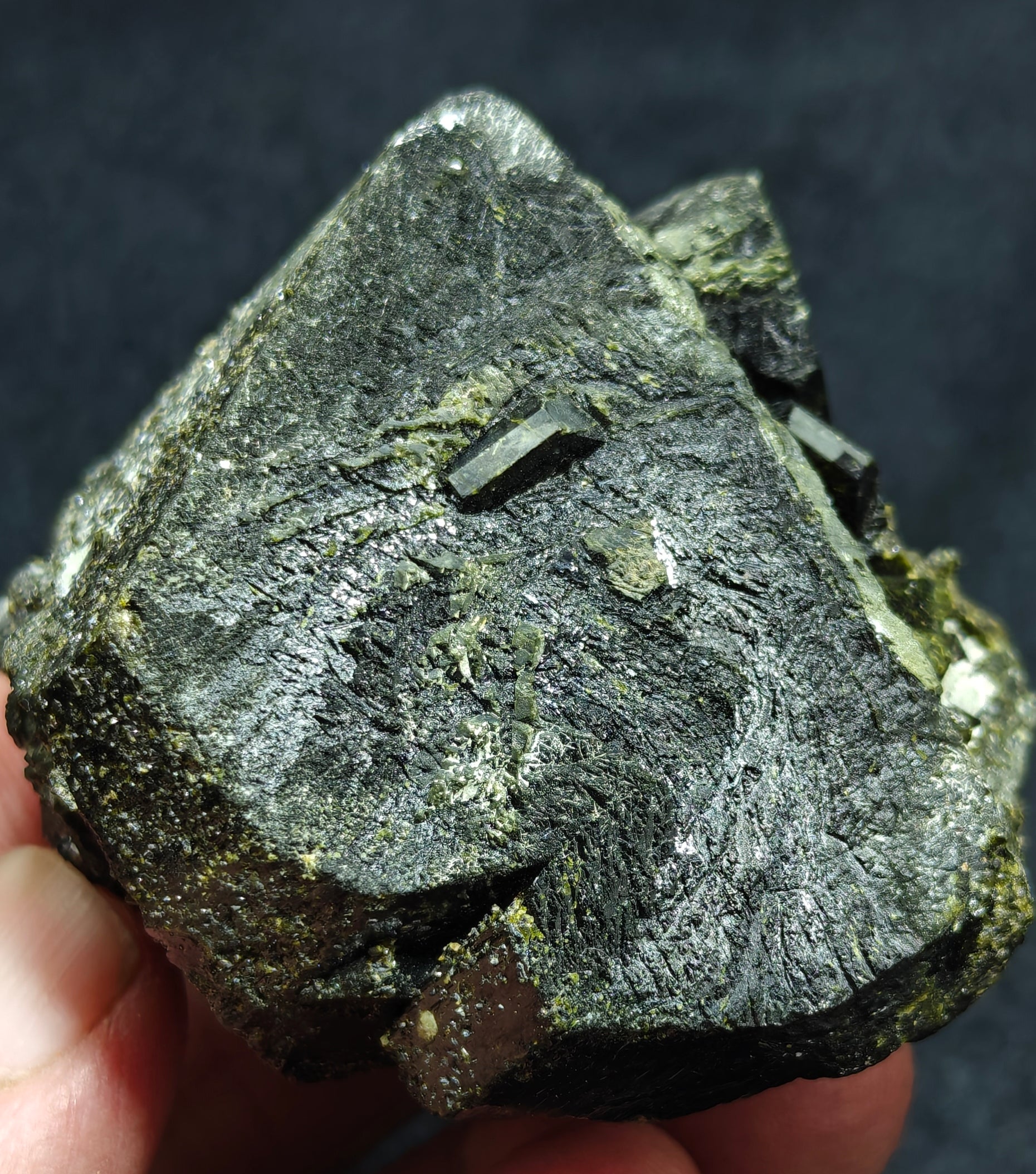 Natural dark green color epidote crystal 246 grams – Latif Creations