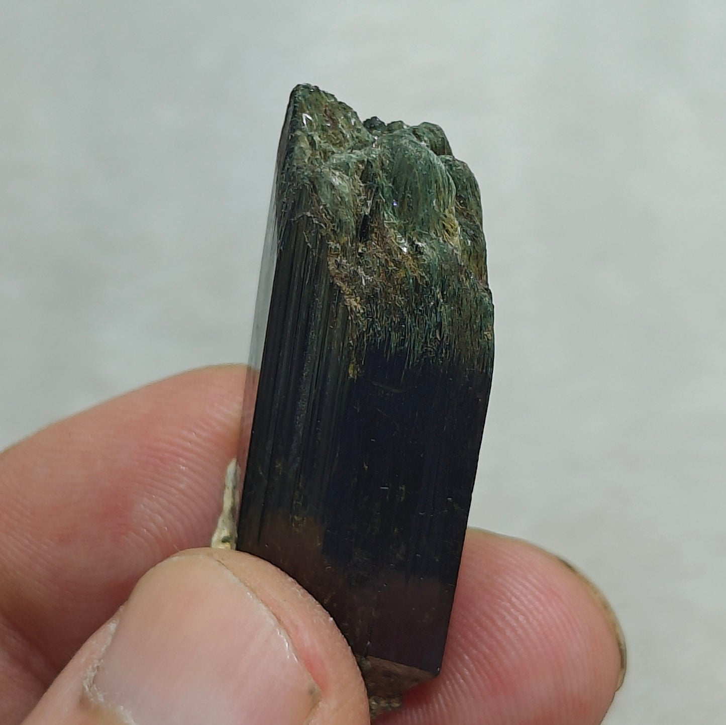 Natural aegirine crystal 17 grams