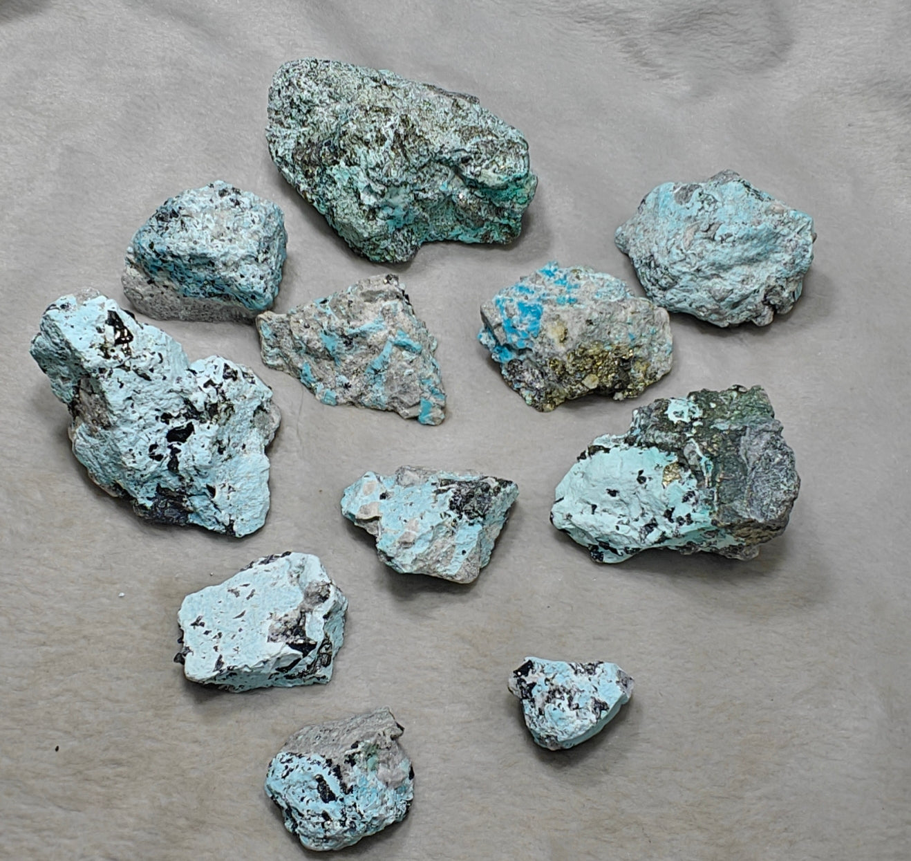 Lot of Natural turquoise 1 kg