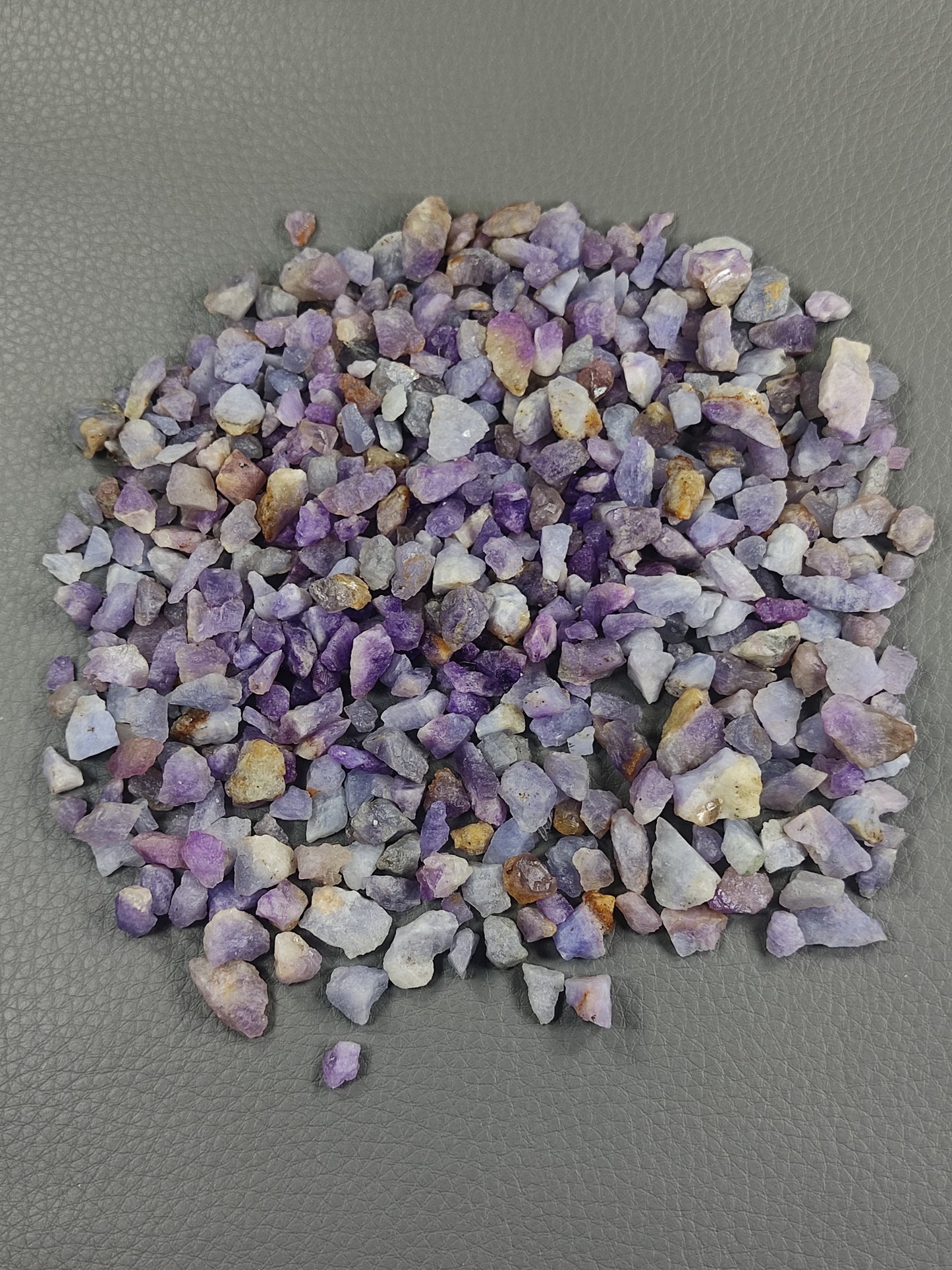 Fluorescent Hackmanite small size 120 grams