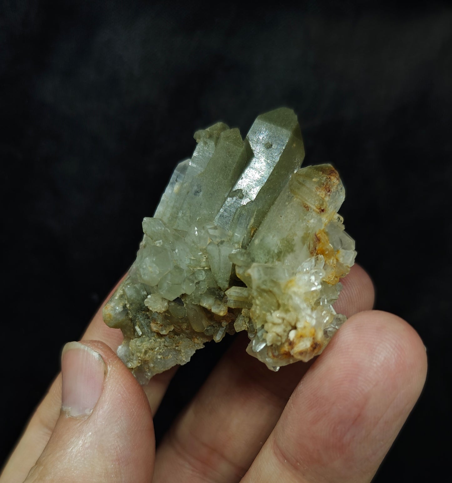 Natural chlorite quartz crystal 40 grams