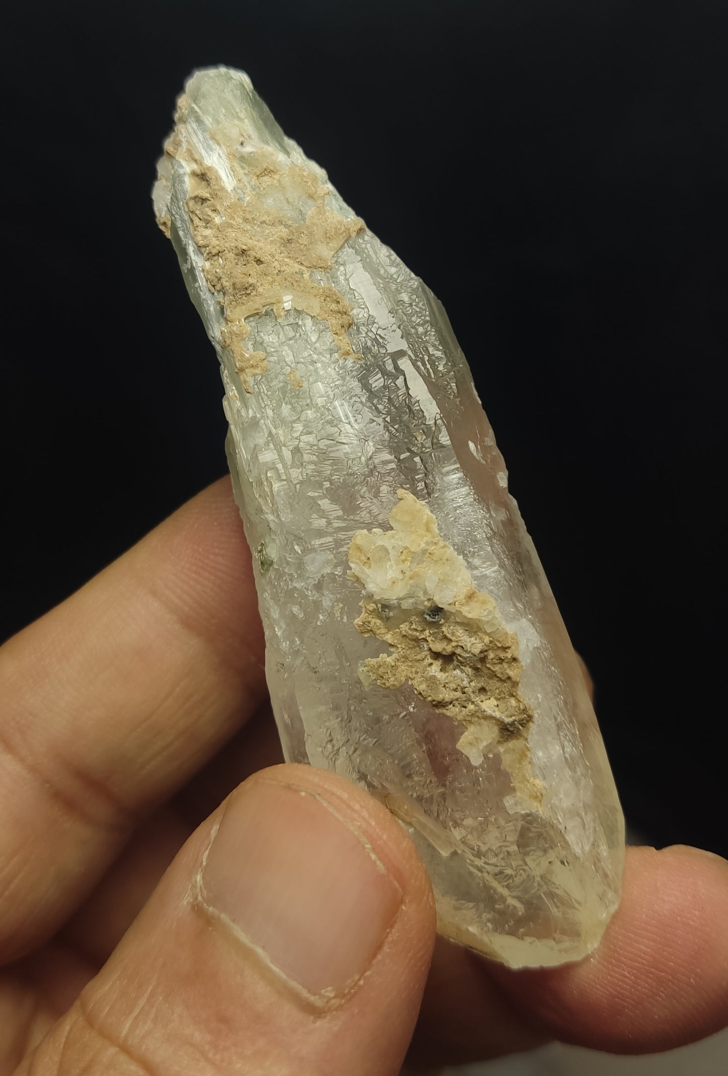 Aesthetic specimen of quartz crystal with unique amphibole inclusion 52 grams