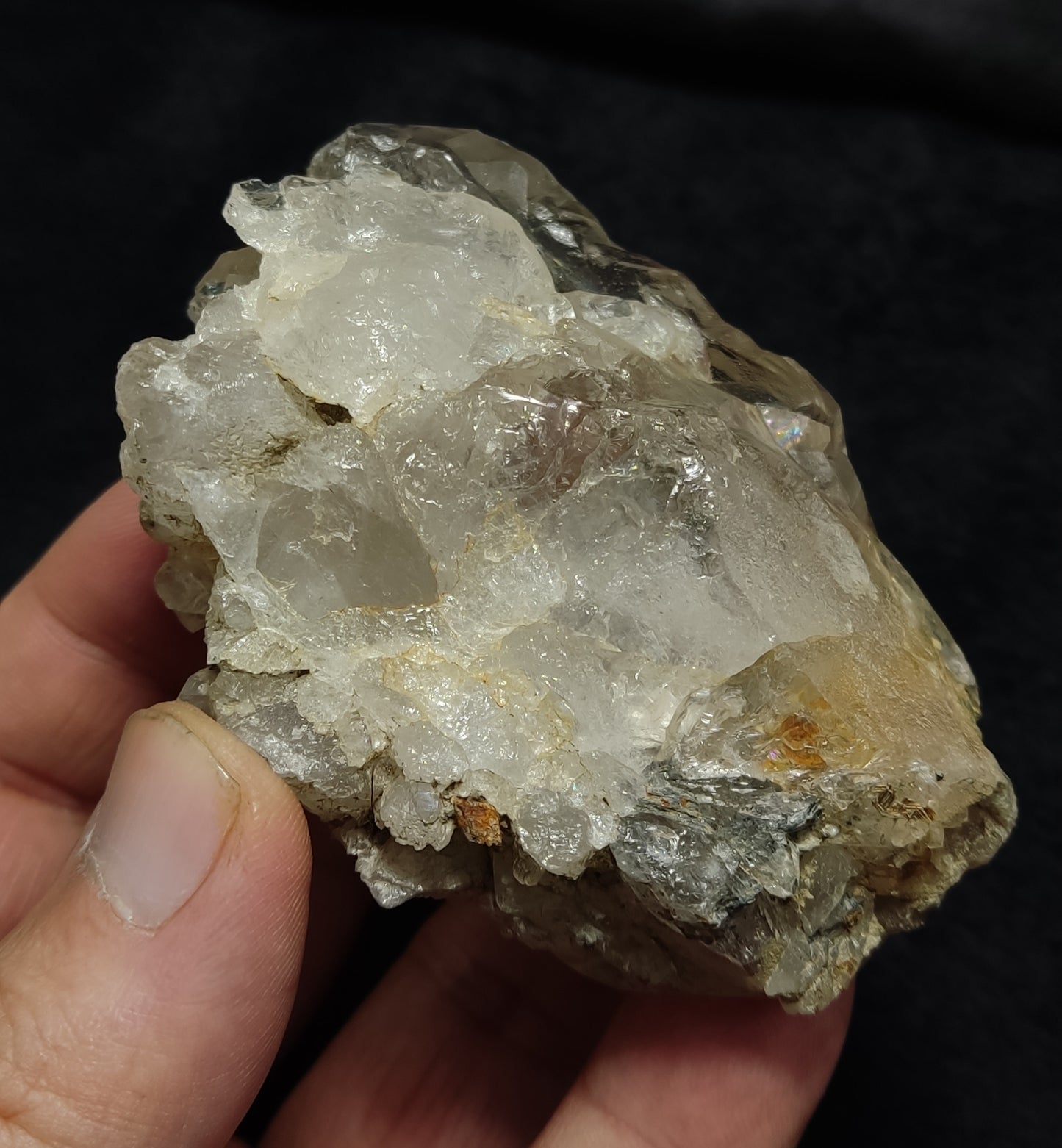 Natural terminated Quartz Crystal Specimen 219 grams