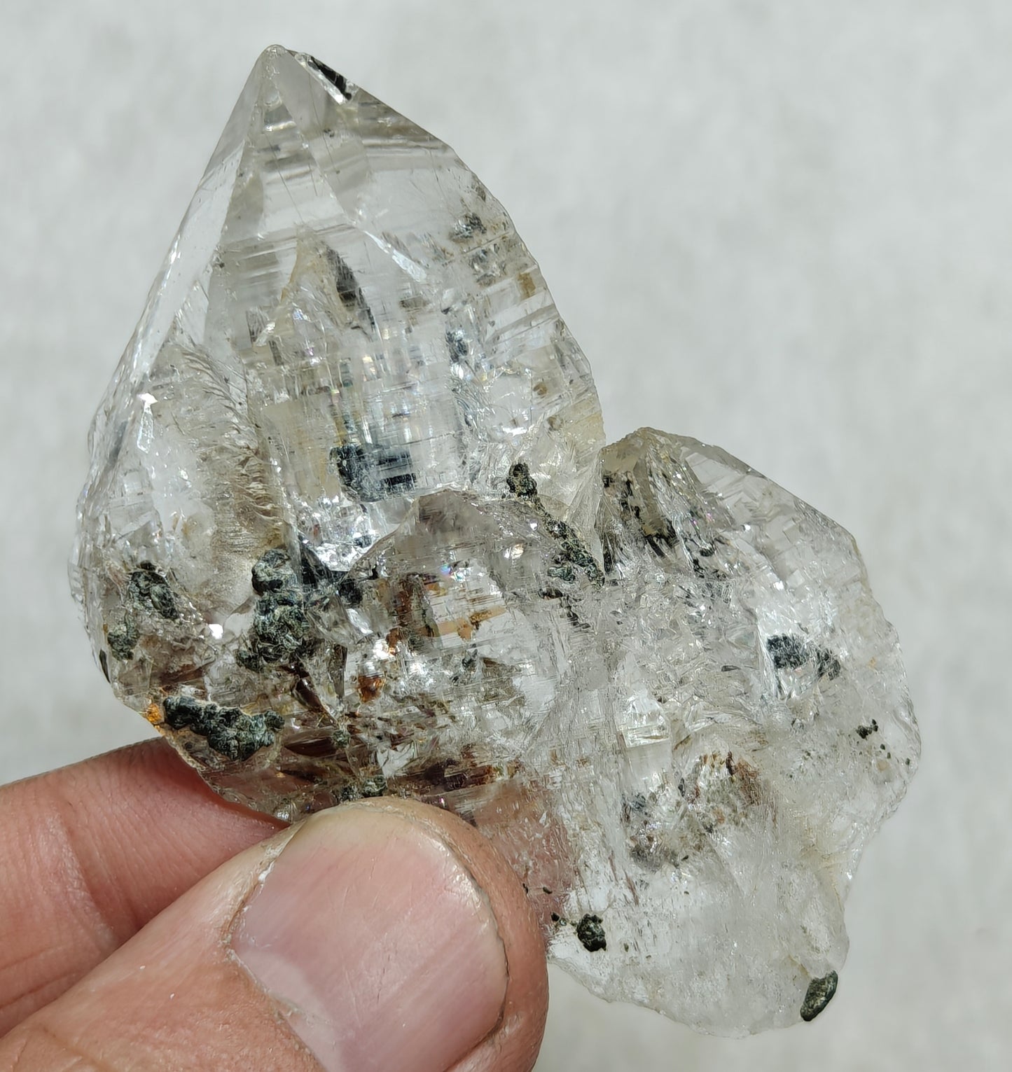 Terminated quartz crystal with unique inclusions 42 grams