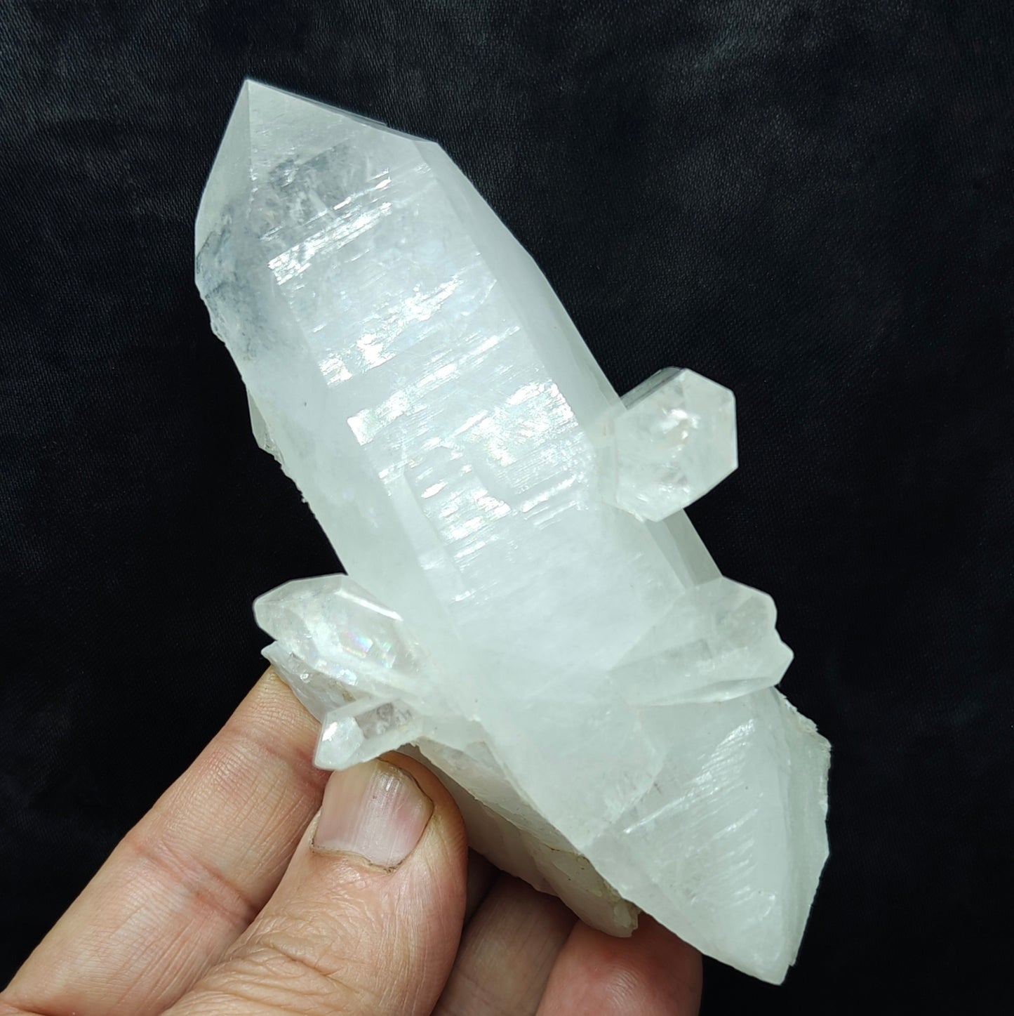 An amazing beautifully terminated clear Quartz Crystals cluster 223 grams