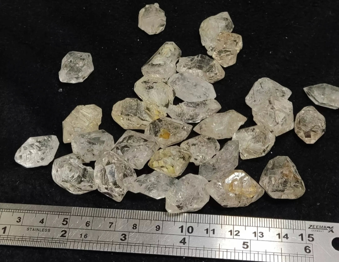 150 grams lot of diamond quartz carbon included double terminated Crystals