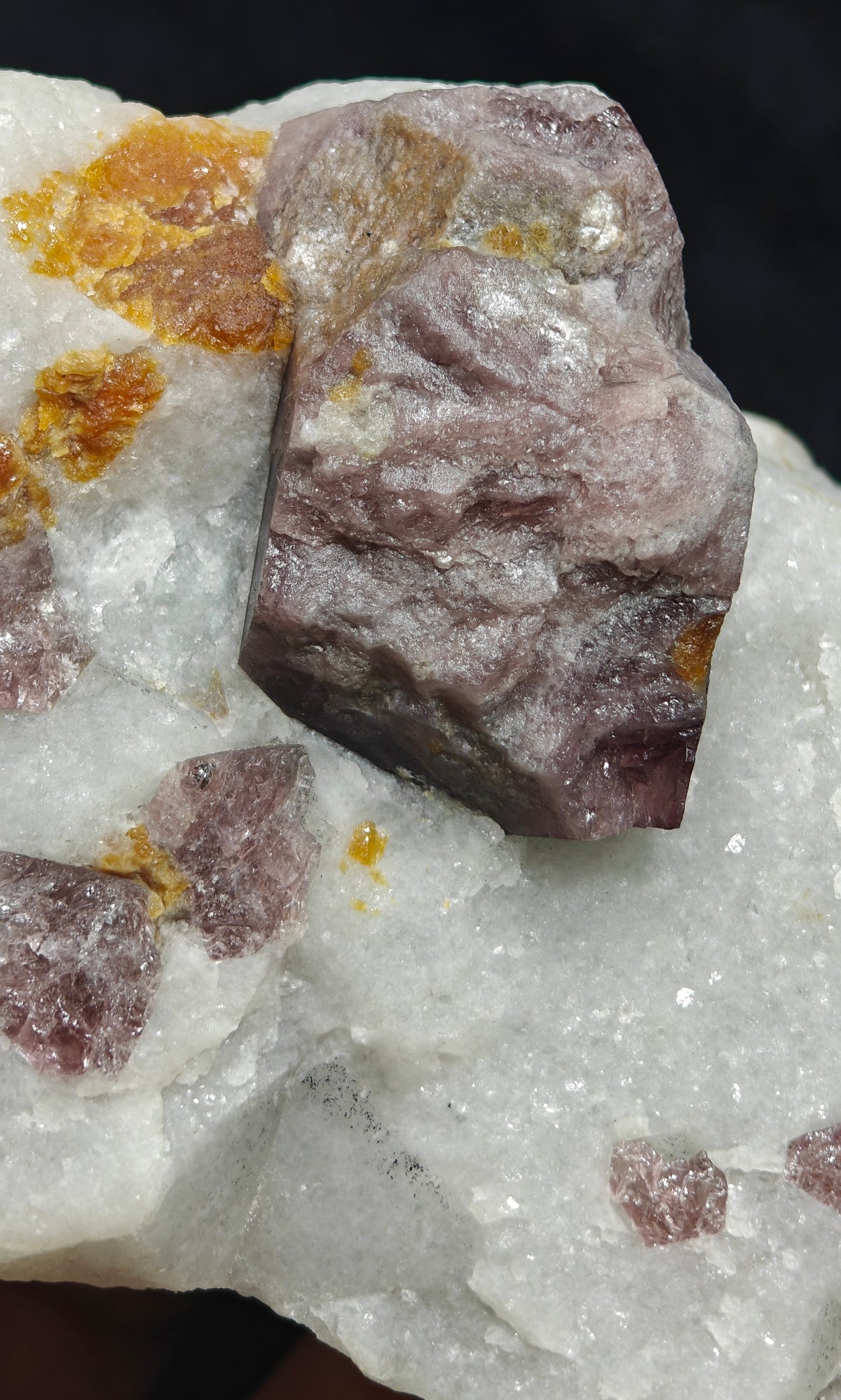 Natural fluorescent spinel specimen 364 grams