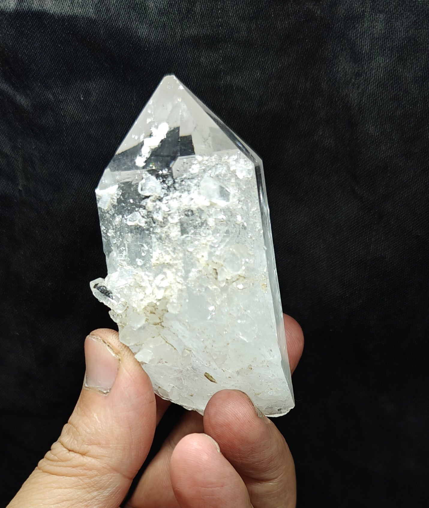Quartz Crystal with beautiful terminations 154 grams