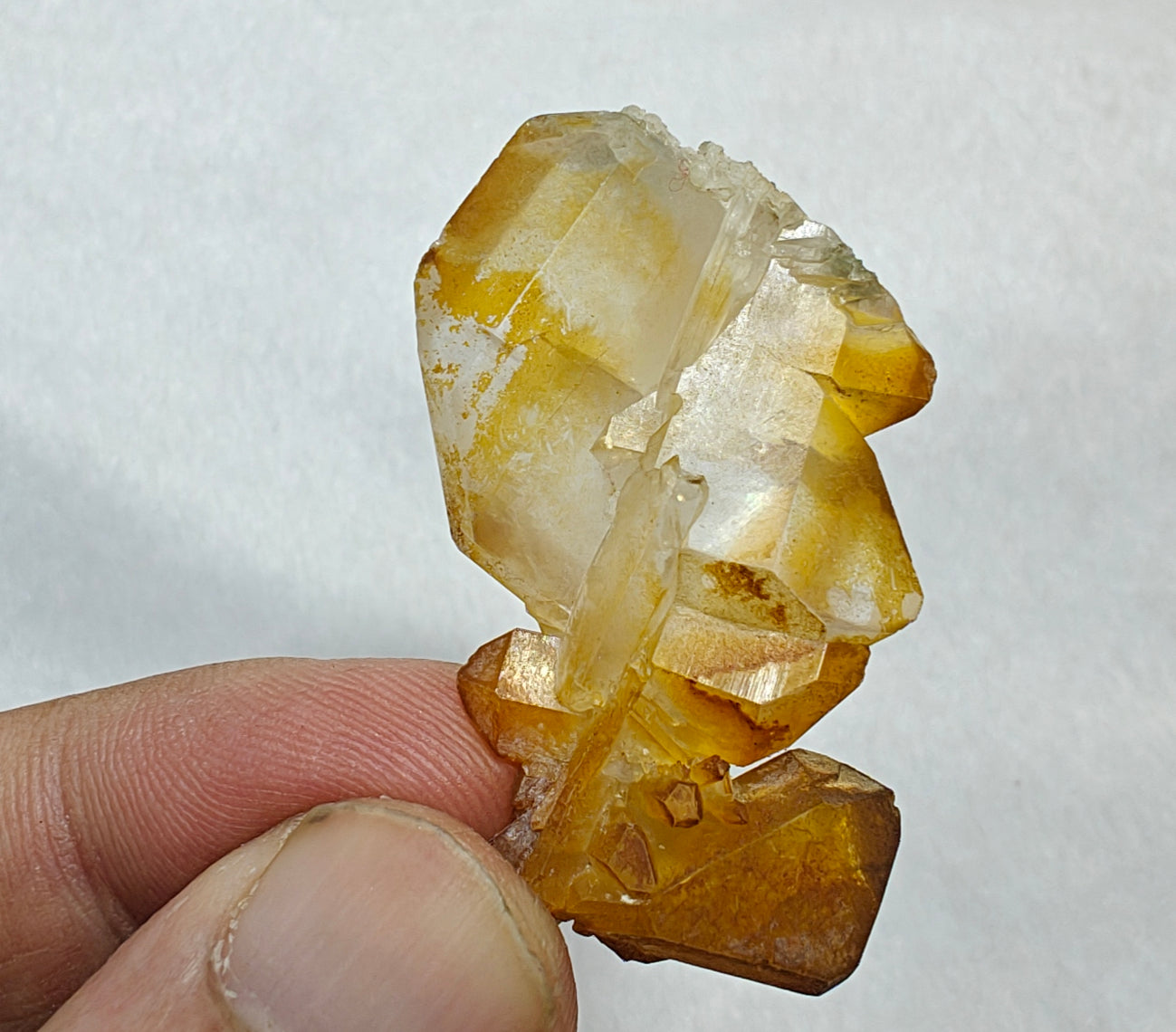 Natural iron included yellow faden quartz 17 grams