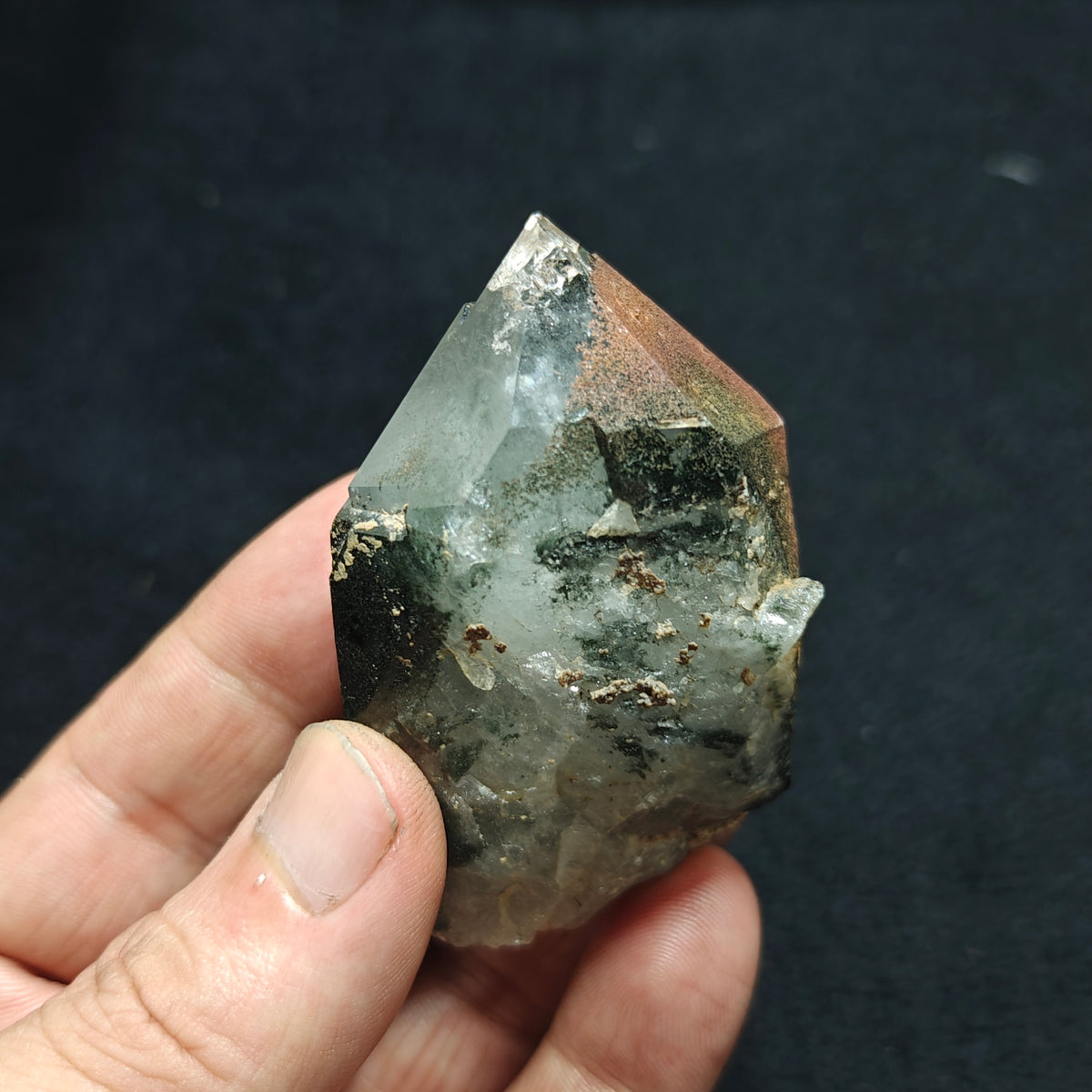 Hematite chlorite Quartz Crystal 125 grams