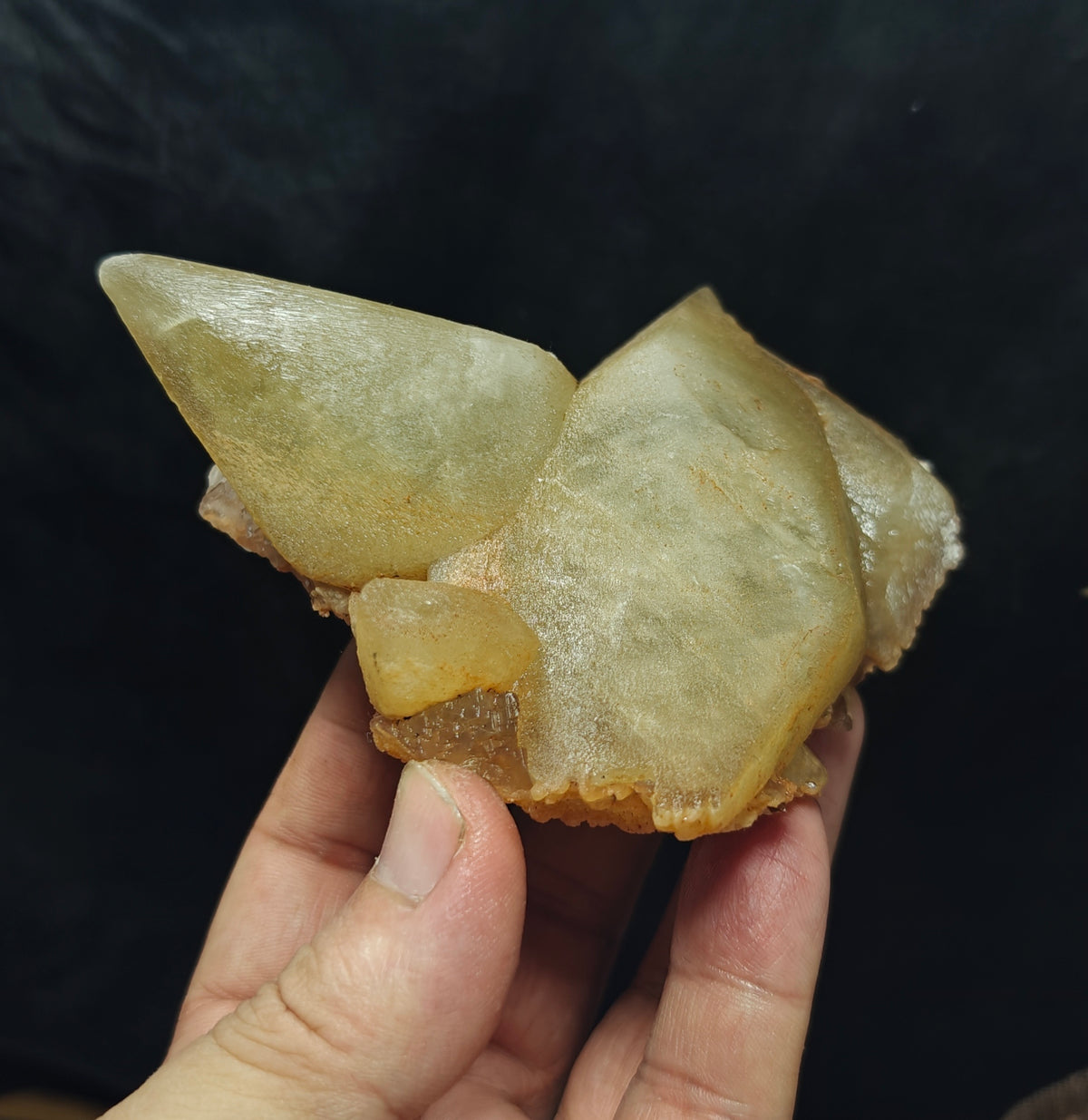 Natural Dogtooth calcite cluster beautiful terminations 415 grams