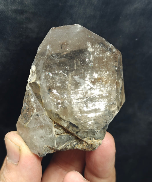 Natural smoky Quartz Crystal 195 grams