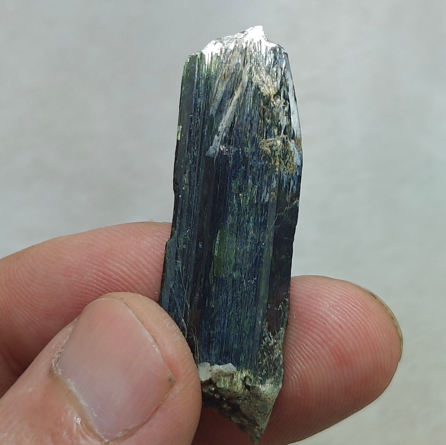 Natural aegirine crystal 9 grams