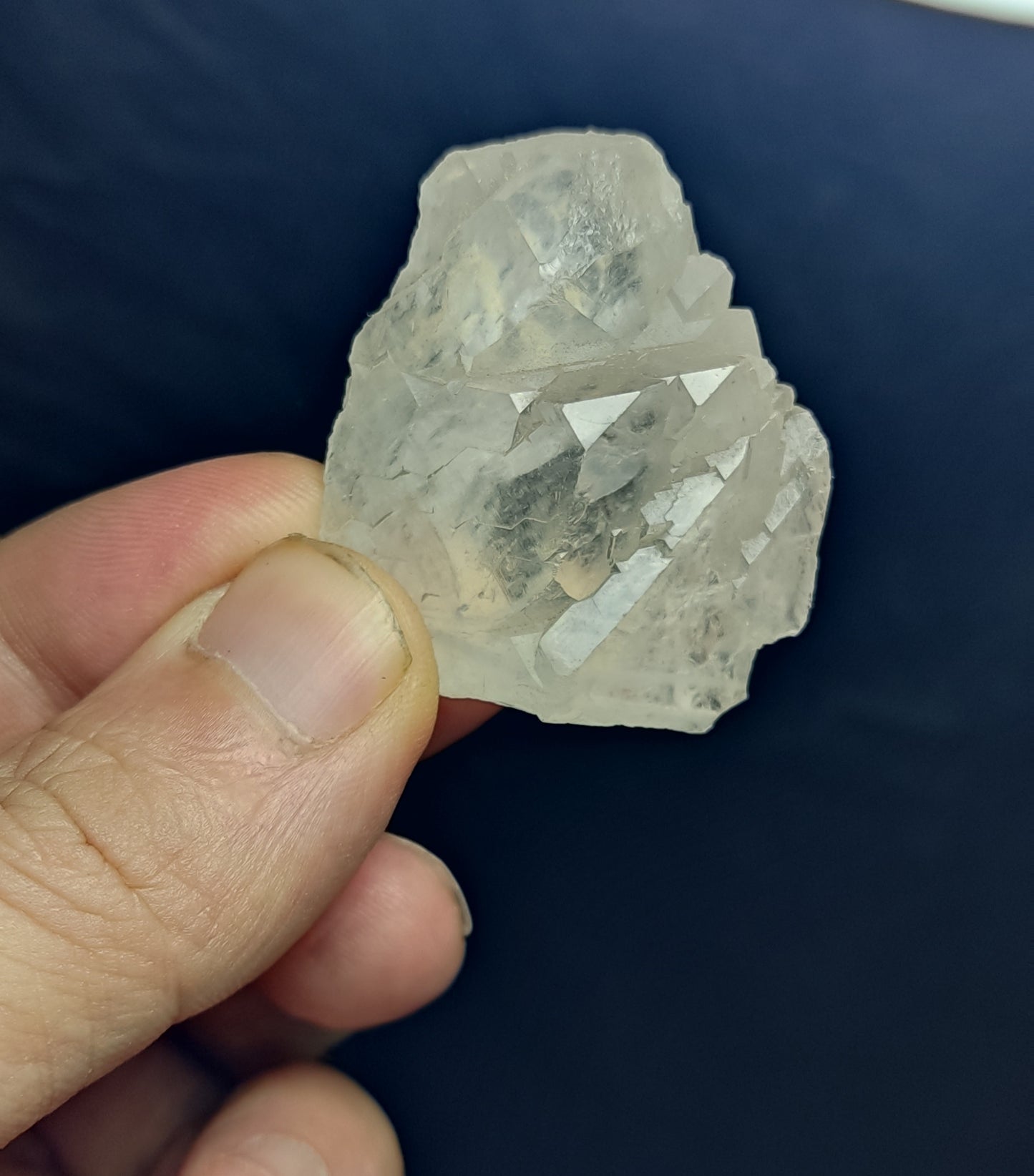 Natural terminated gwindel Quartz crystal 35 grams