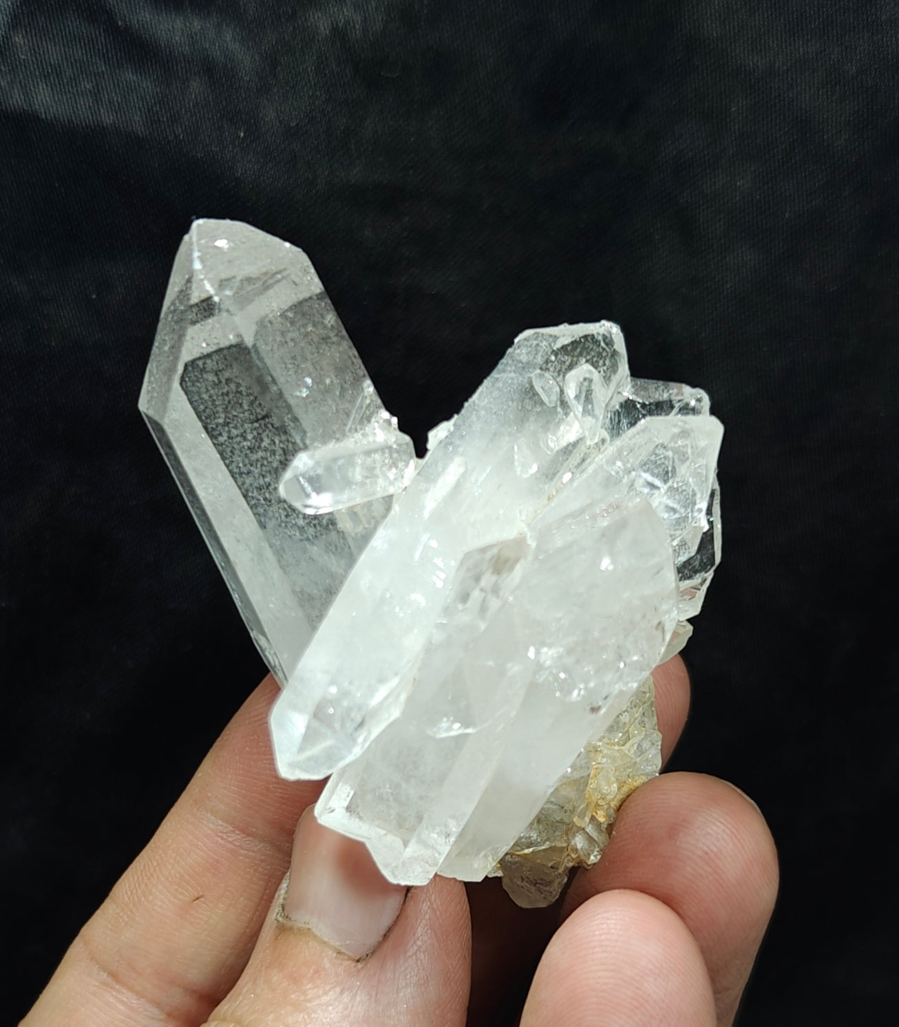 Natural Clear Quartz cluster 74 grams