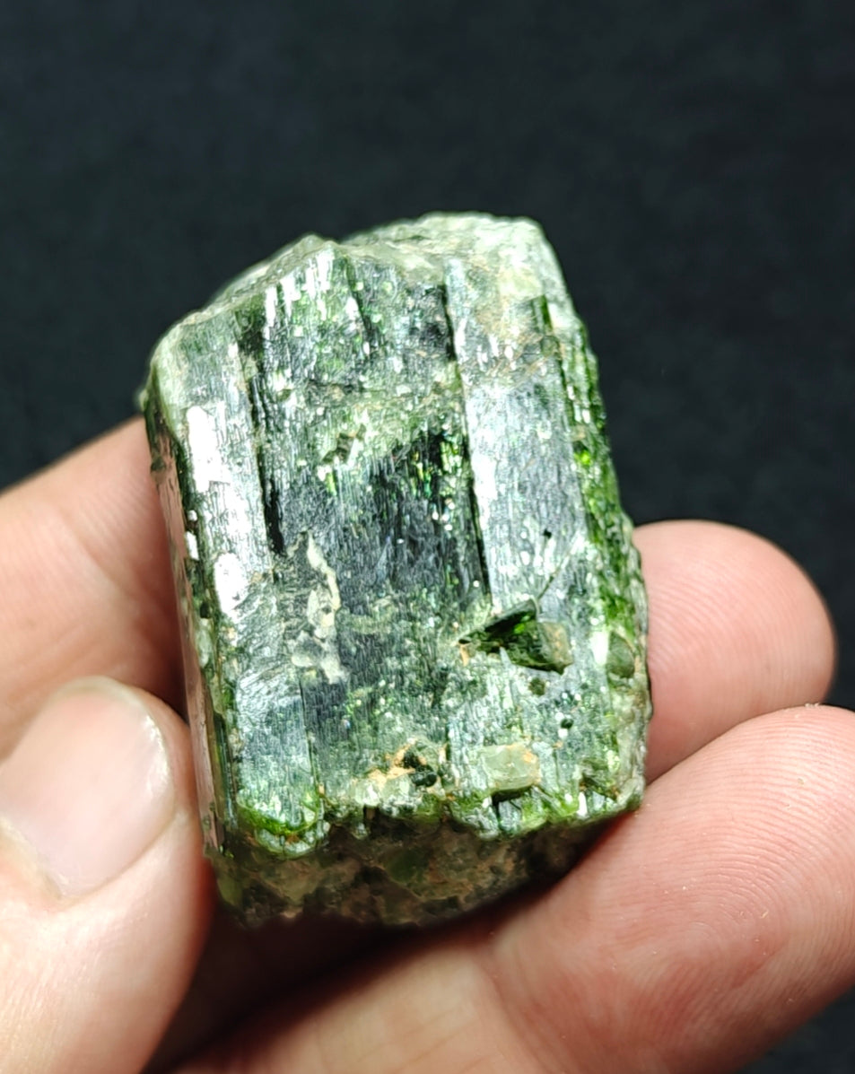 An amazing specimen of diopside crystal 62 grams