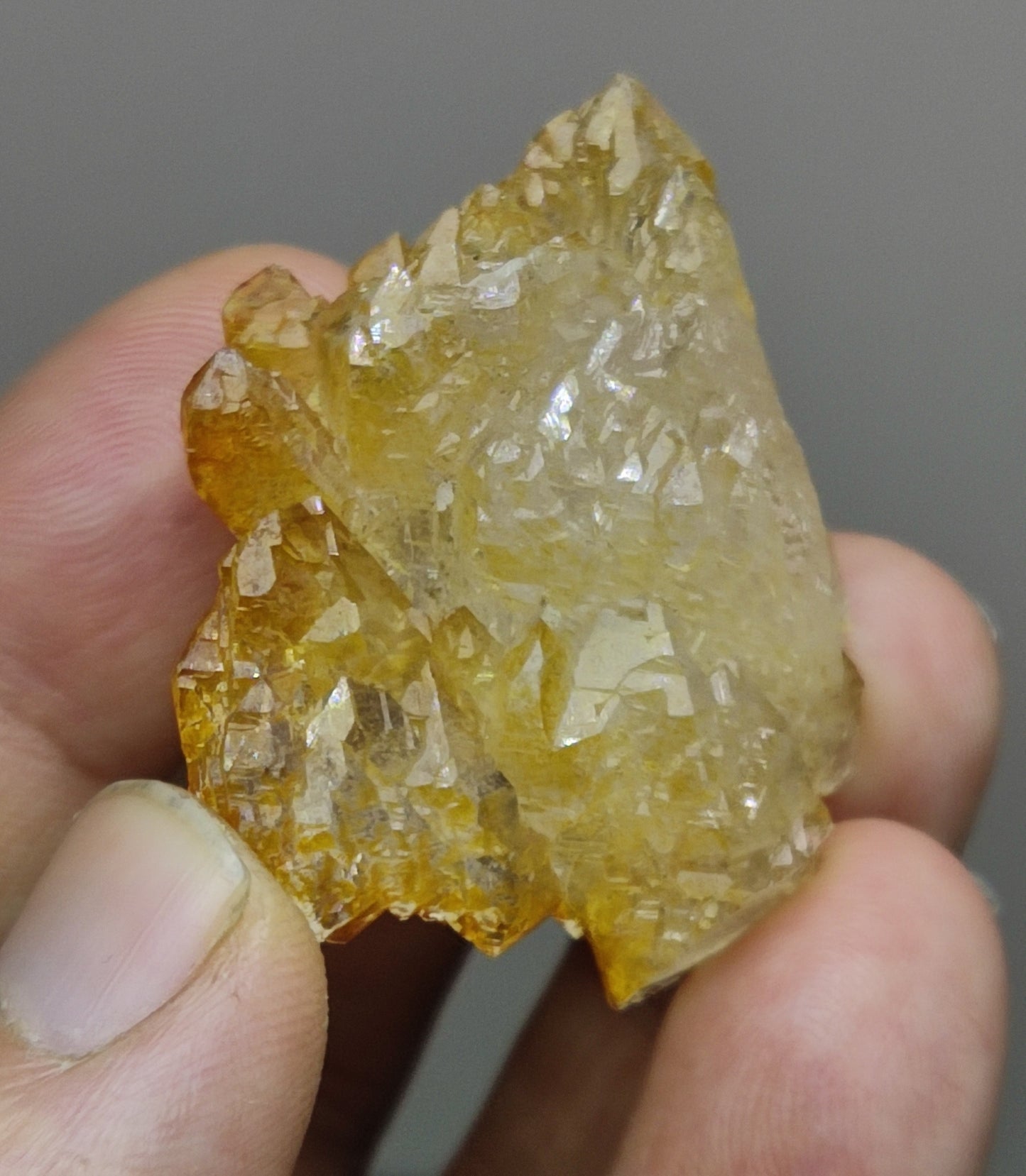 Natural Yellow Quartz Crystal 28 grams