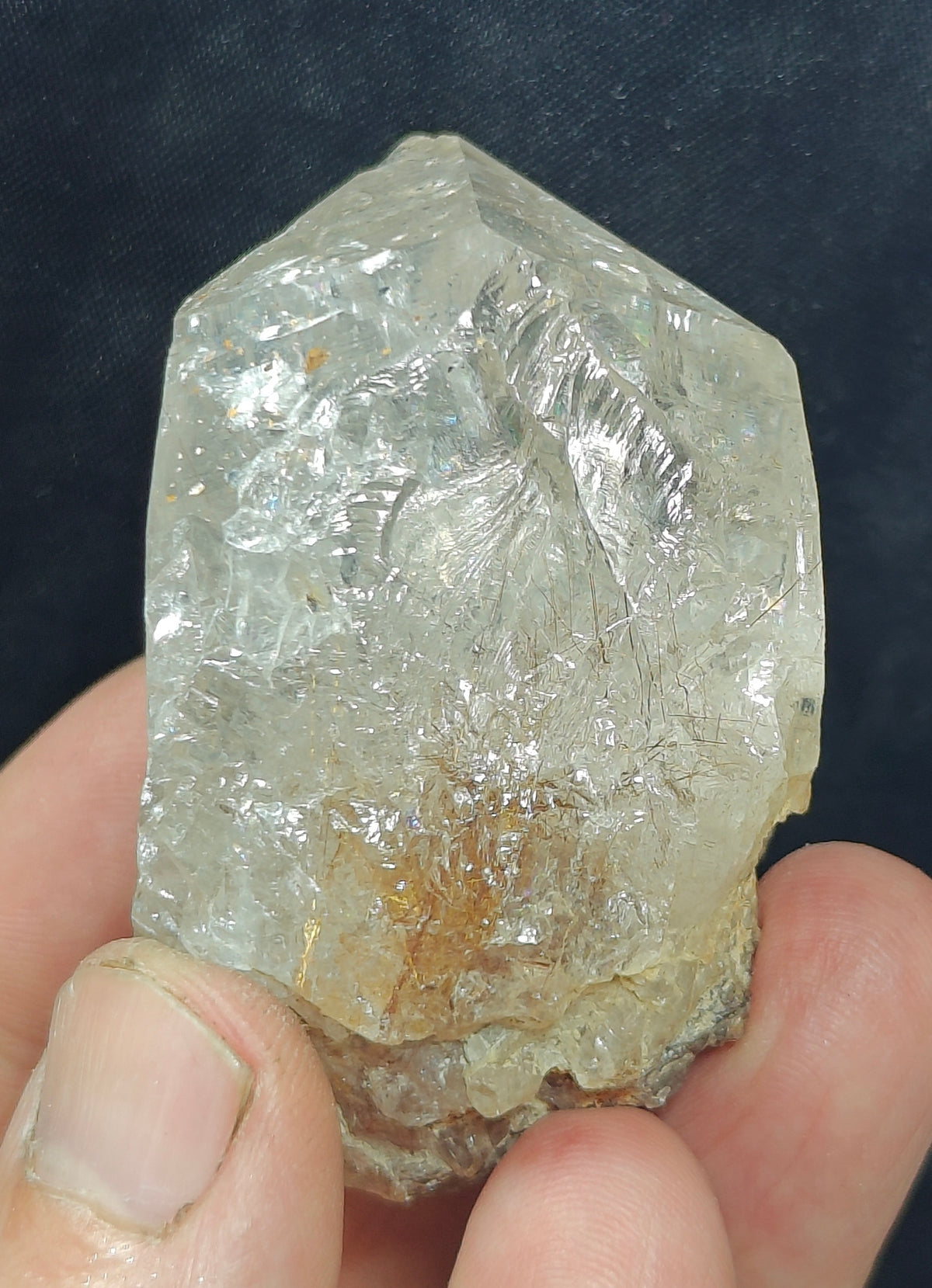 Rutile included quartz Crystal 135 grams