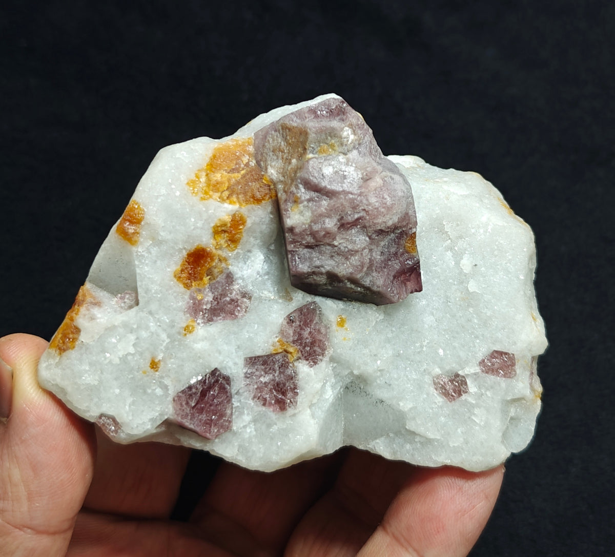 Natural fluorescent spinel specimen 364 grams