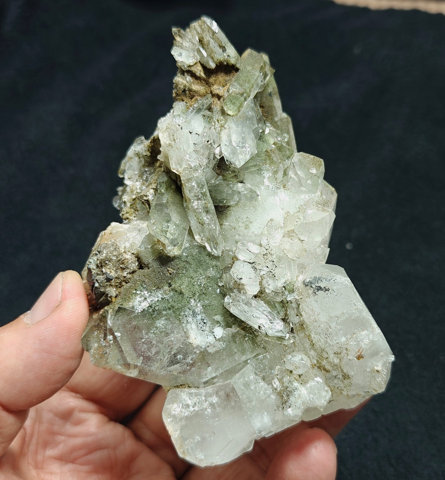 An Aesthetic Natural beautifully terminated Chlorite Quartz crystals cluster 318 grams
