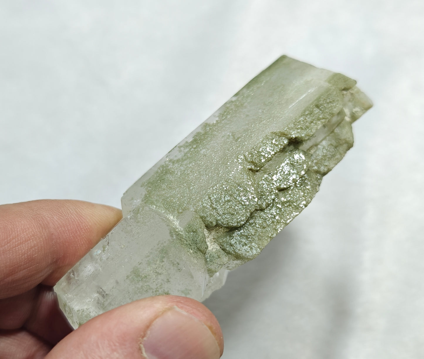 Faden/Chlorite Quartz Crystal 127 grams