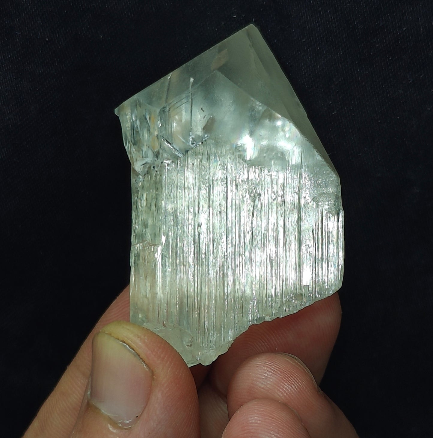Natural spodumene crystal 52 grams