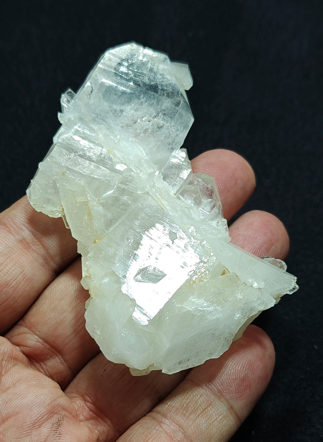 Single beautiful terminated Faden Quartz crystals specimen 83 grams