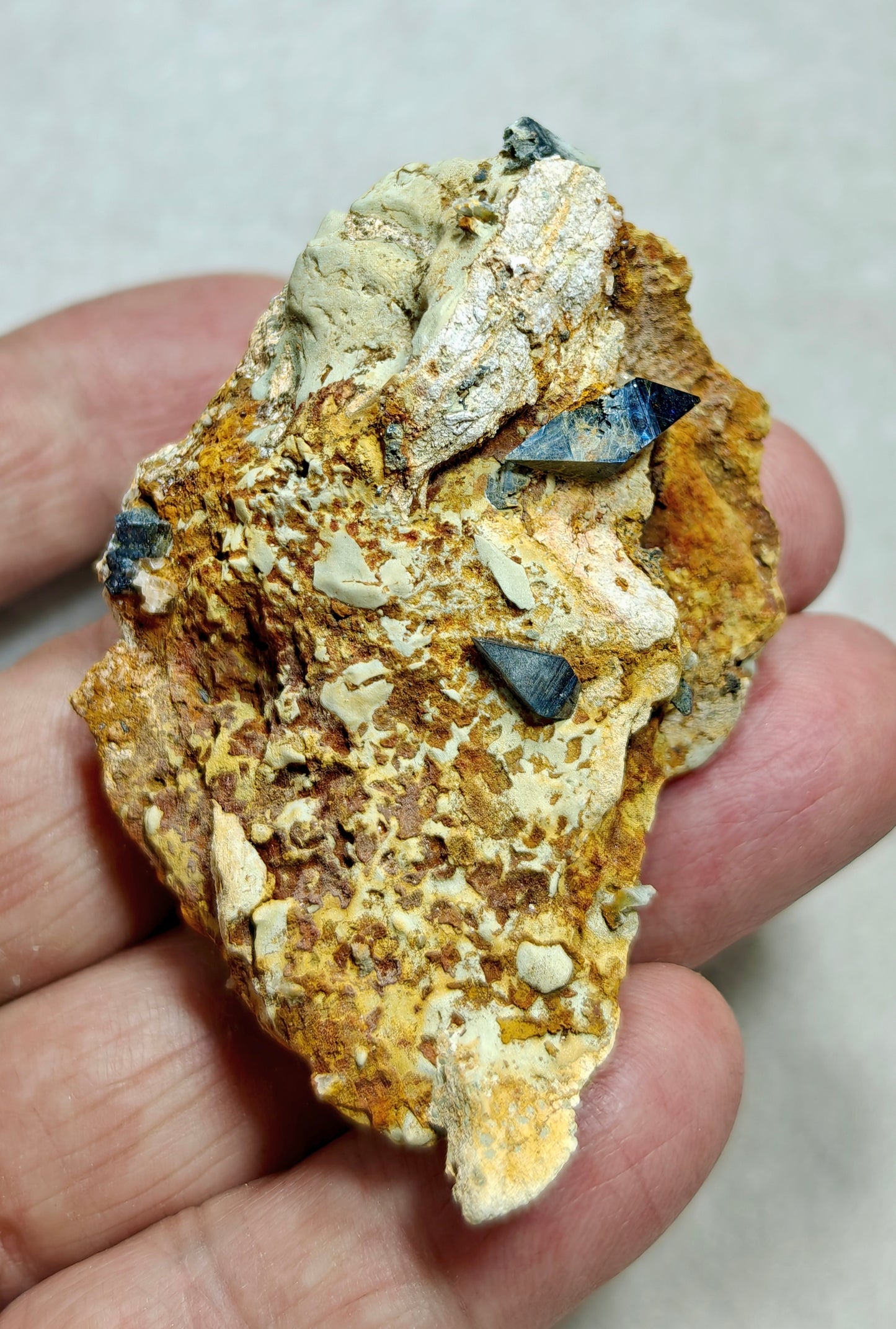 Anatase Crystals on matrix 48 grams