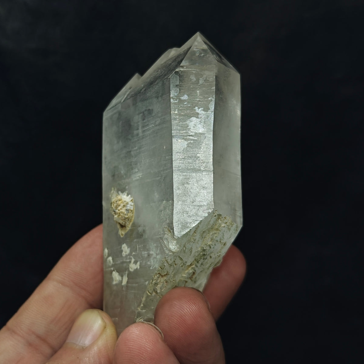 Natural faden quartz crystal with chlorite inclusions 172 grams