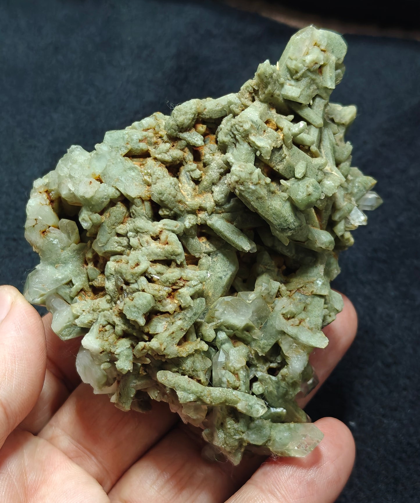 Terminated Chlorite Quartz crystals cluster 194 grams