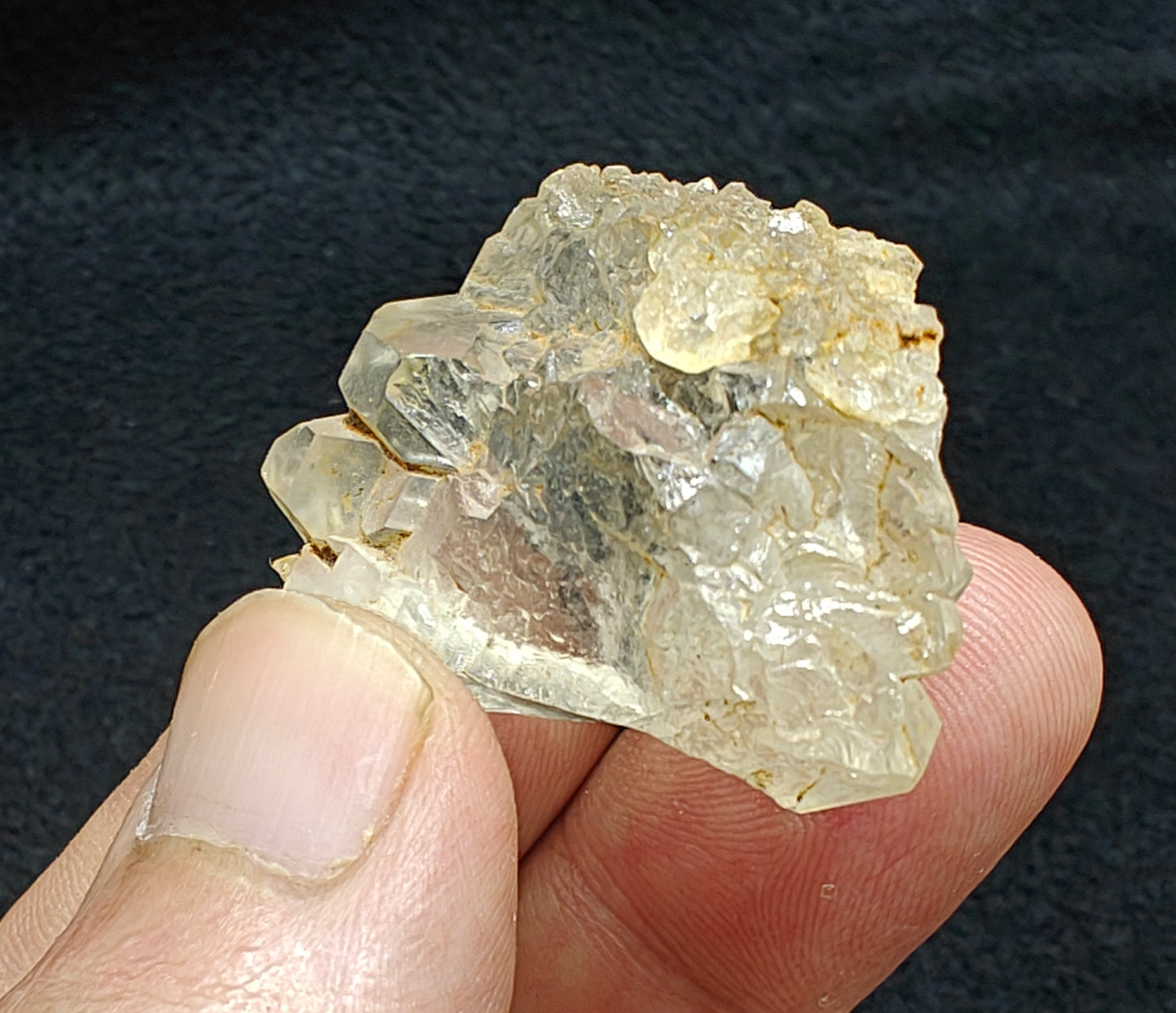 Natural terminated gwindel quartz crystal 29 grams