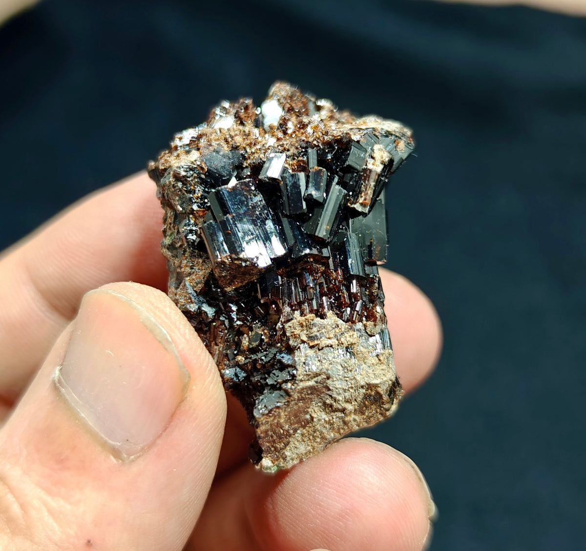 Natural usterous crystal specimen of dark brown Vesuvianite 32.5 grams
