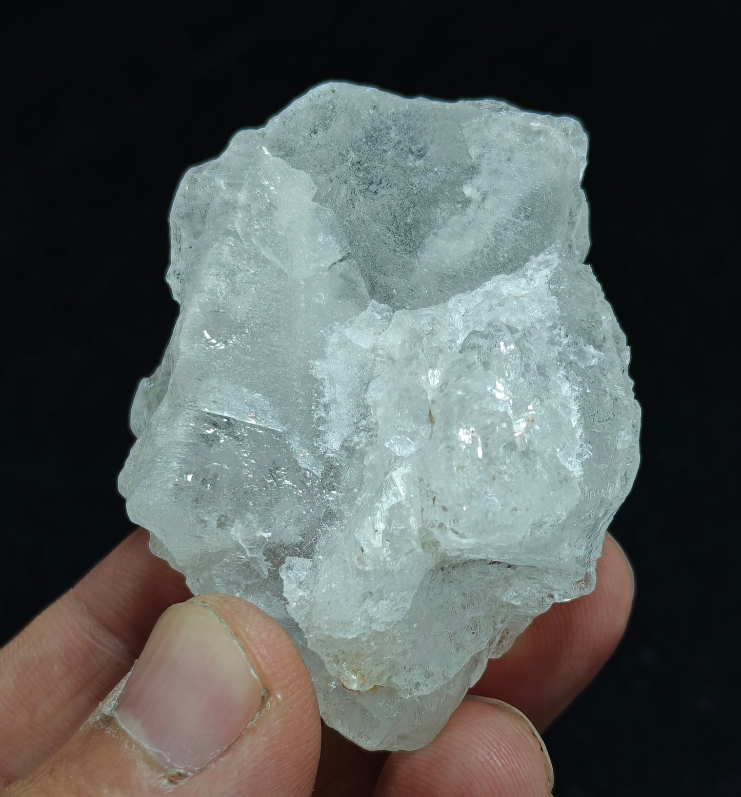 Natural pollucite 76 grams