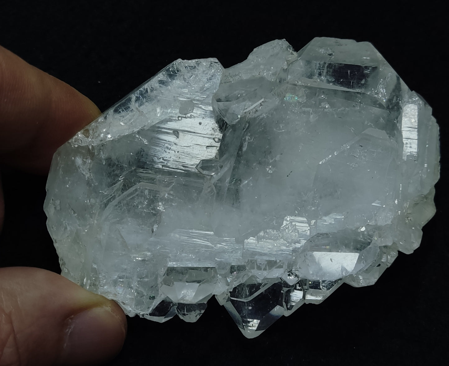 A Very Aesthetic Faden Quartz Crystal 116 grams
