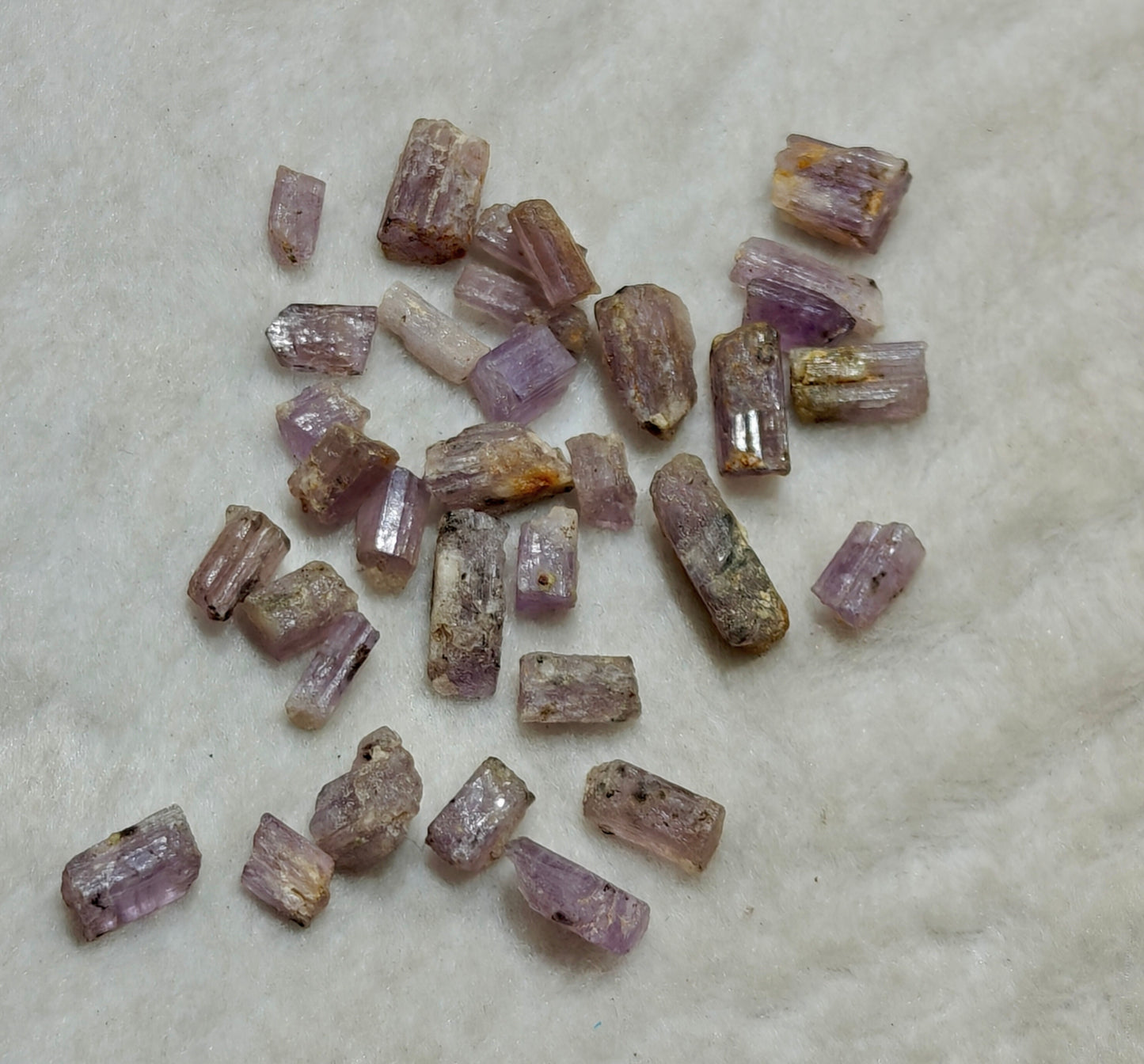 16 grams scapolite crystals