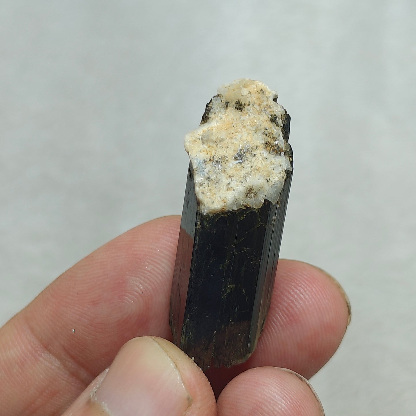 Natural aegirine crystal 17 grams