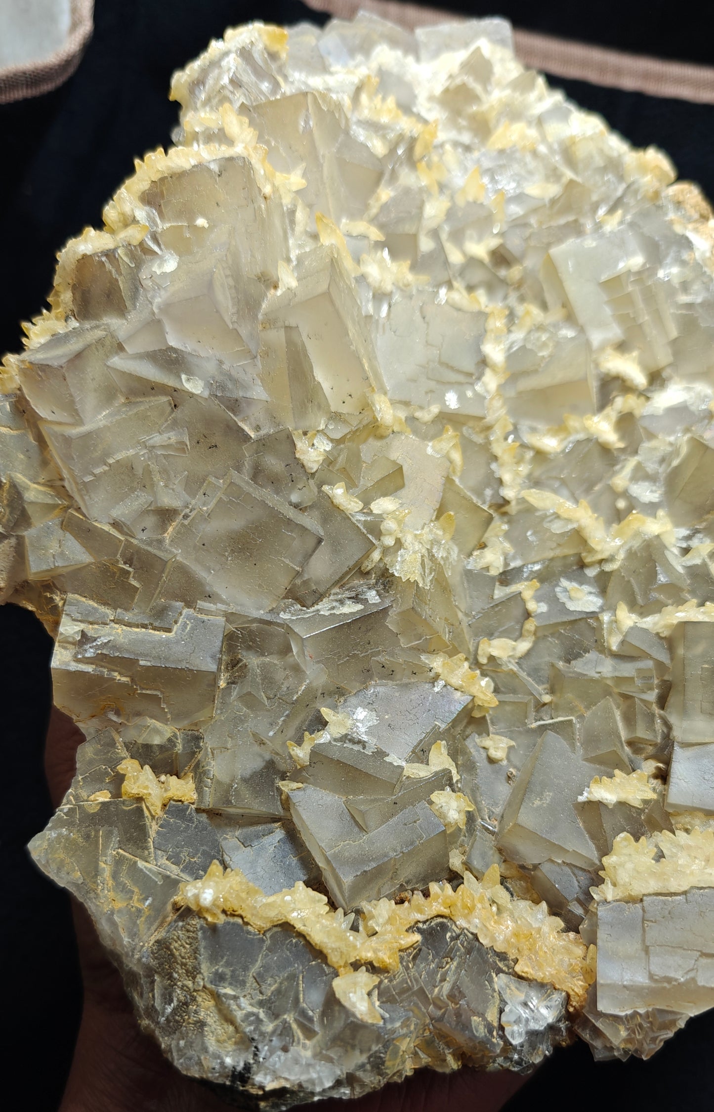 Beautiful Grey Color Fluorite plate with Dogteeth calcite crystals 1580 grams