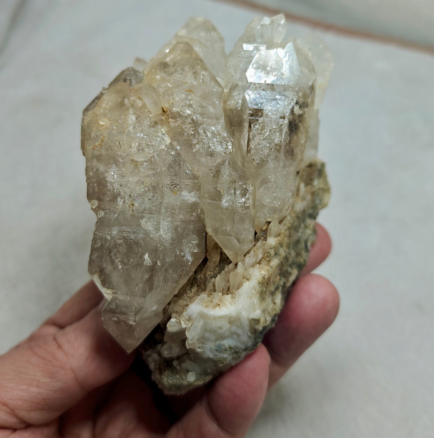 Beautiful specimen of DT fenster Quartz Crystal on matrix 508 grams