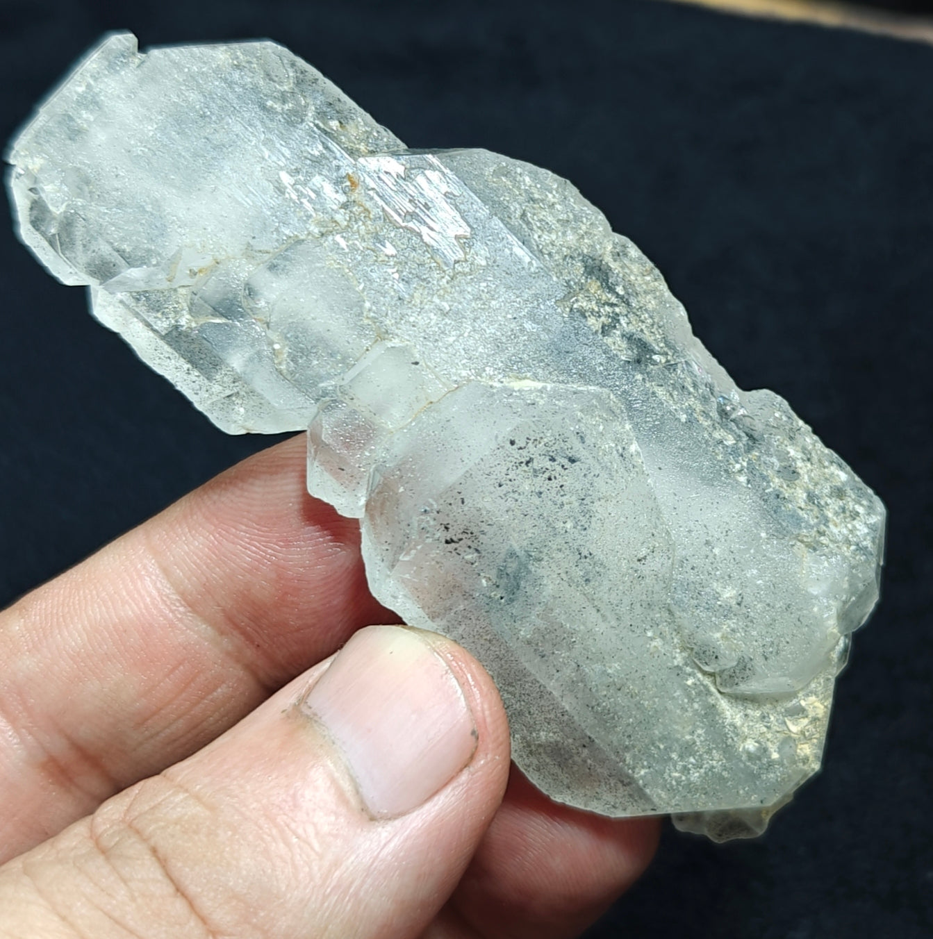 Single beautiful terminated Faden Quartz crystal specimen 60 grams