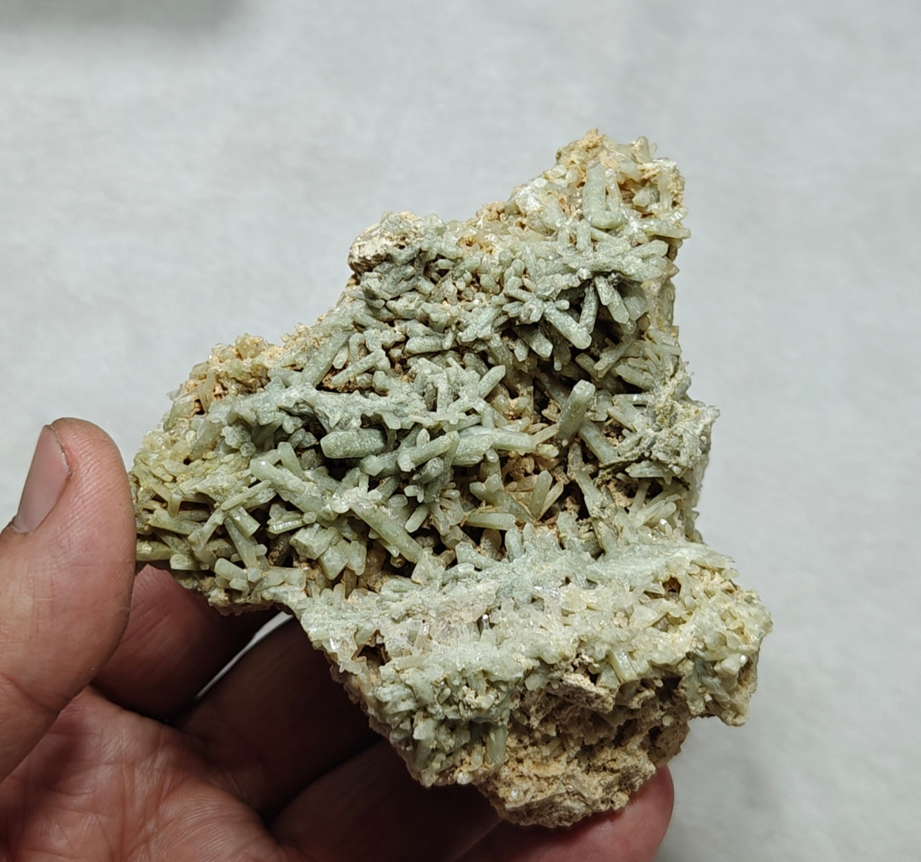 Chlorite Quartz crystals cluster 231 grams