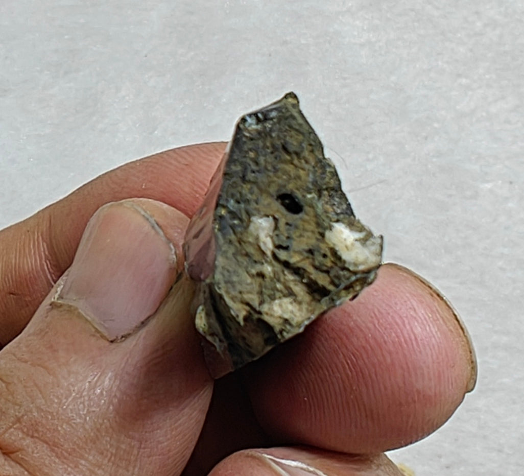 Natural aegirine crystal 21 grams
