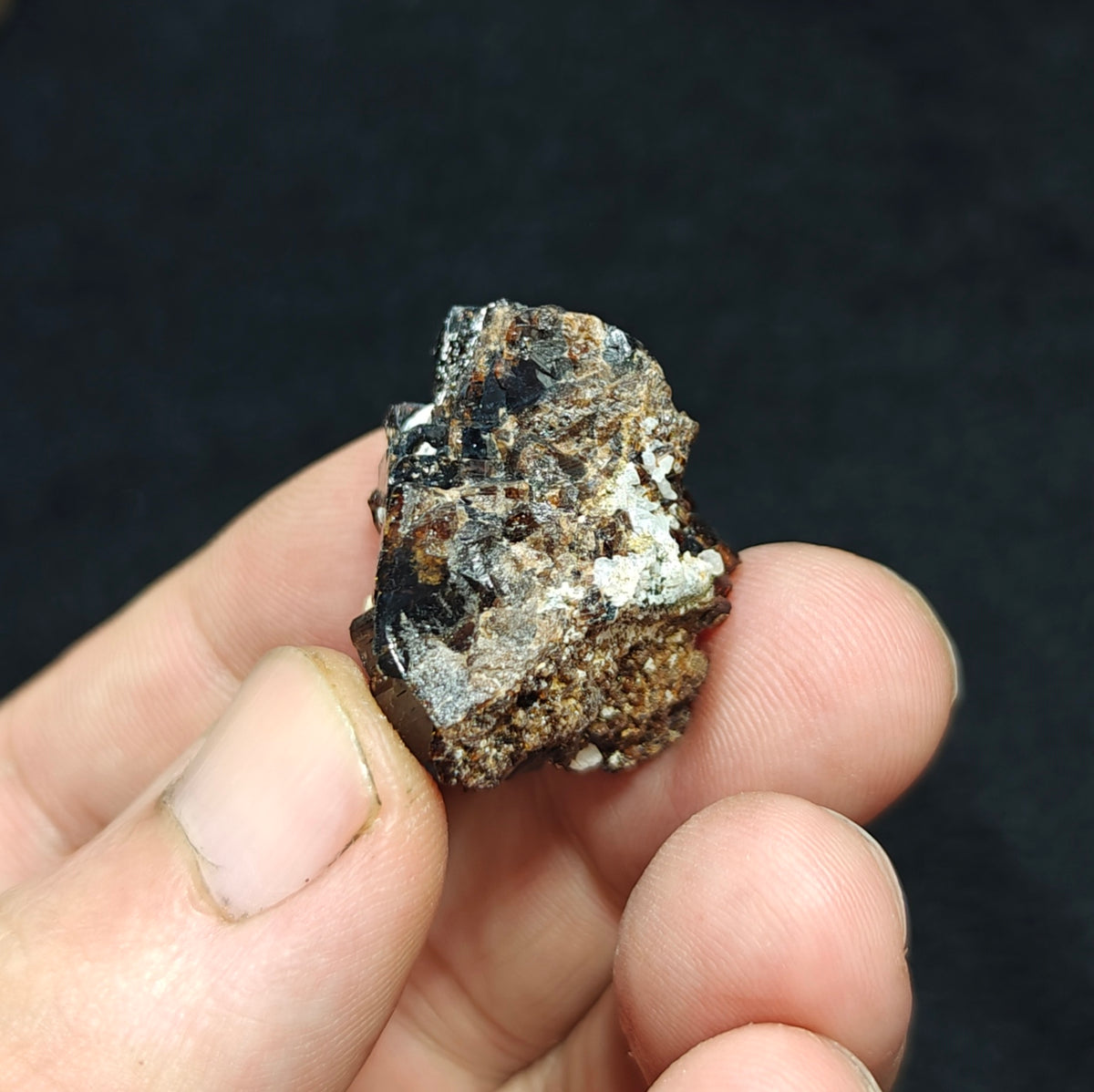 Natural dark brown Vesuvianite 19 grams