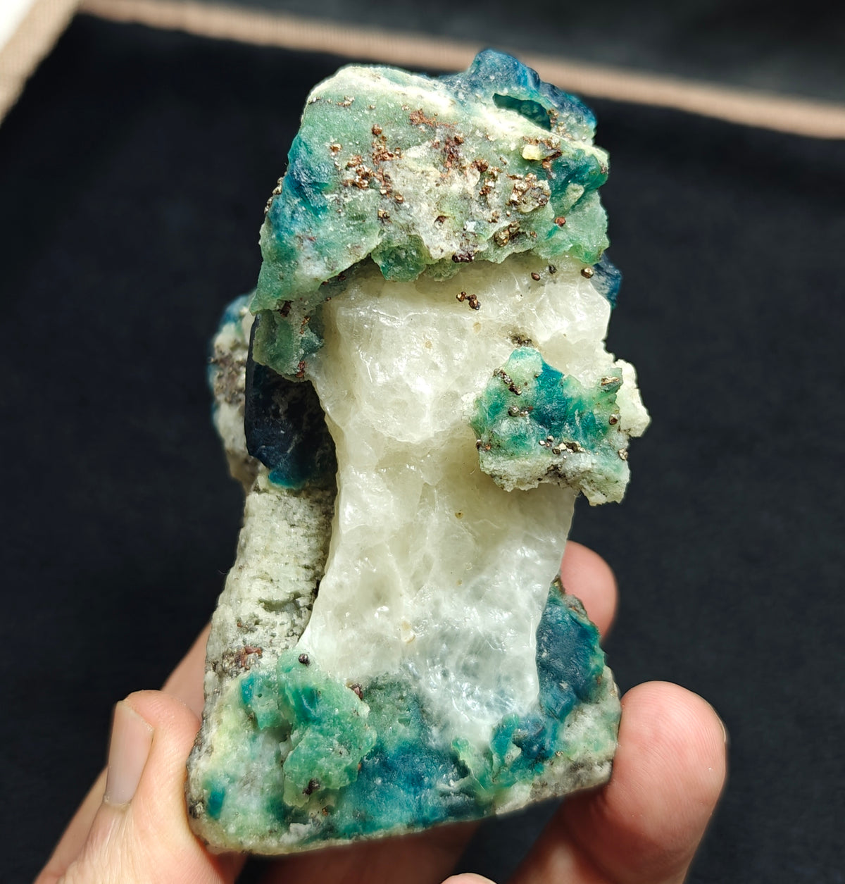 Natural Fluorescent Hauyne/Sodalite on matrix with Calcite 354 grams